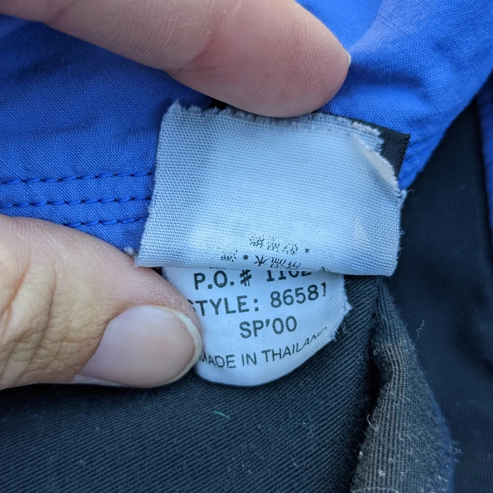 PATAGONIA women's black baggy shorts - Picture 5 of 9